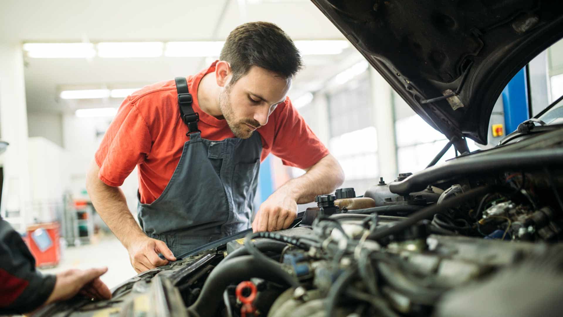 La importancia de comprar repuestos originales para tu auto